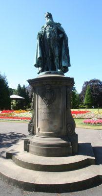 Spa Gardens Statue